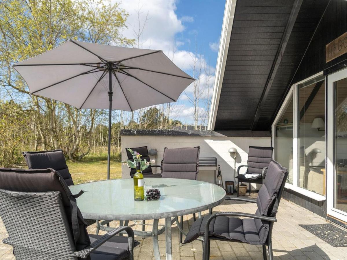 Holiday Home Arnfin - 160M From The Sea In Lolland- Falster And Mon By Interhome Рёдбю Экстерьер фото